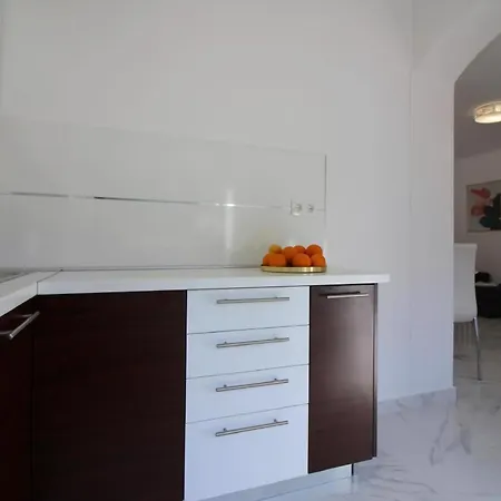 Sabina A4 *