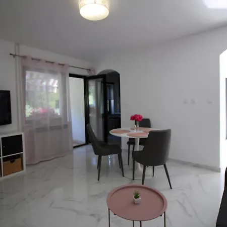 Sabina A4 * Porec